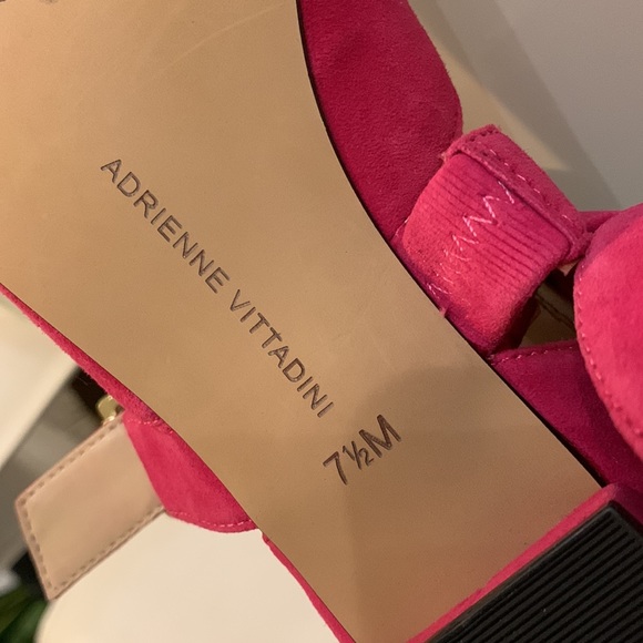 Adrienne Vittadini flats - size 7.5 - Picture 8 of 8